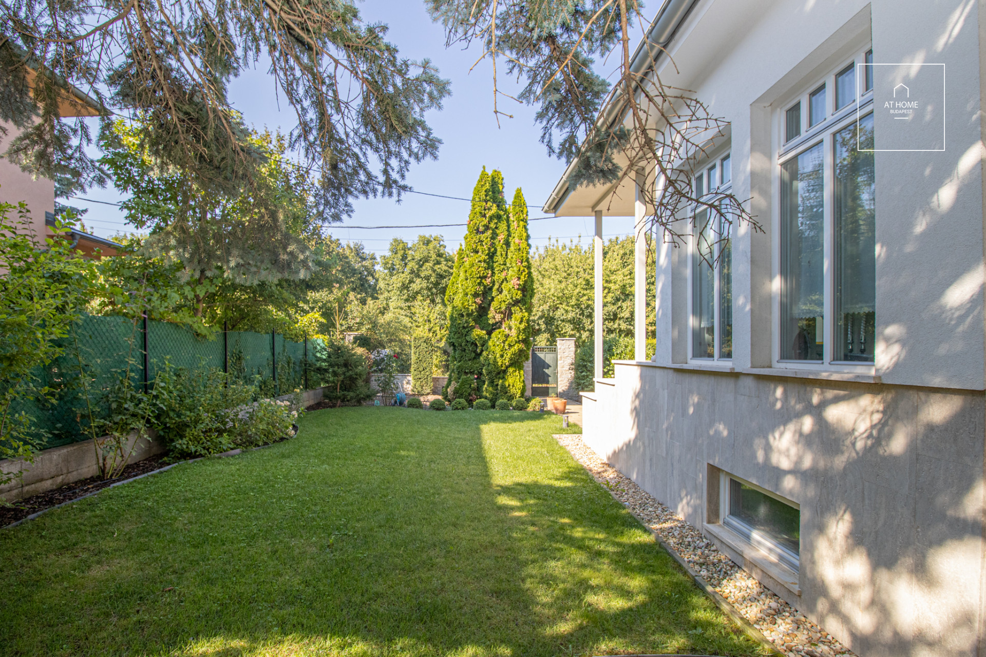 Newly built three-story premium villa for rent in the 12th district of Budapest, Normafa