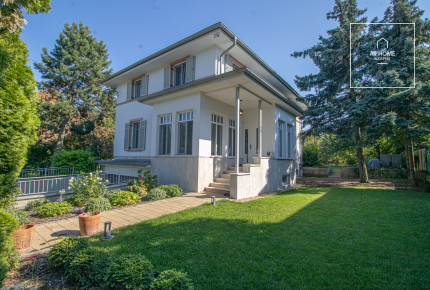 Newly built three-story premium villa for rent in the 12th district of Budapest, Normafa