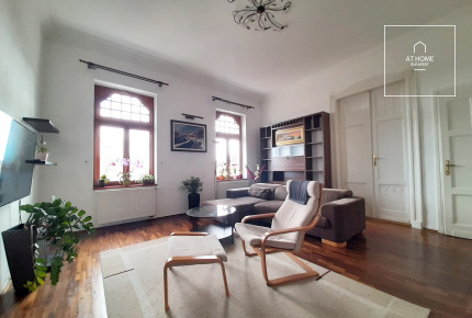 Two-bedroom apartment for rent in Budapest, 1st district, Viziváros