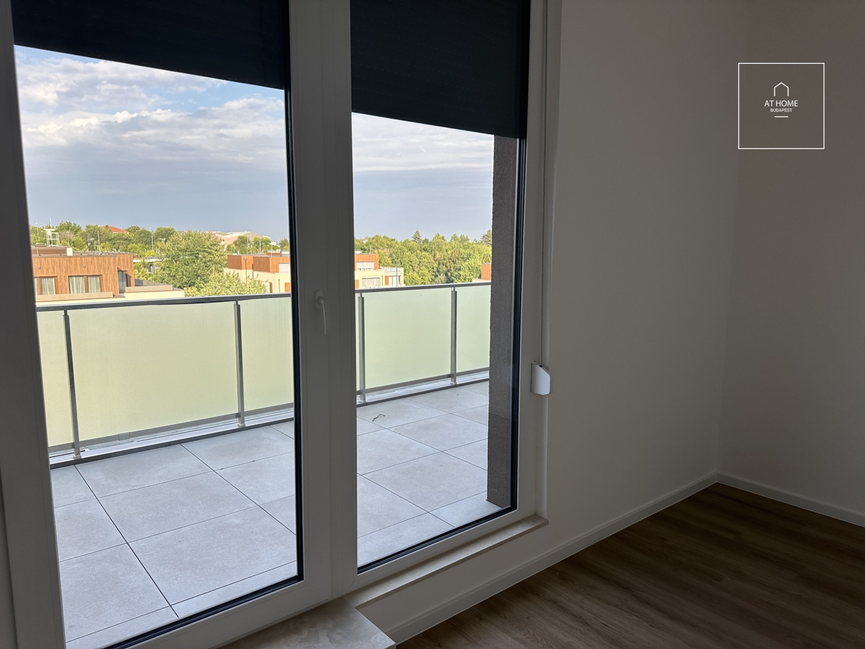 Newly built exclusive penthouse apartment for rent in the 11th district of Budapest, Madárhegy