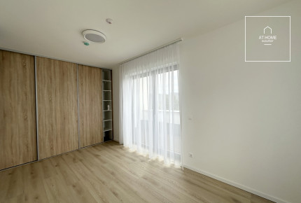 Premium four-bedroom apartment with panoramic terrace for rent  in Budapest, 2nd district, Kurucles