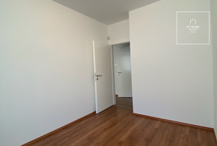 Premium Two-bedroom panoramic apartment with garden access for rent in District II of Budapest, Csatárka