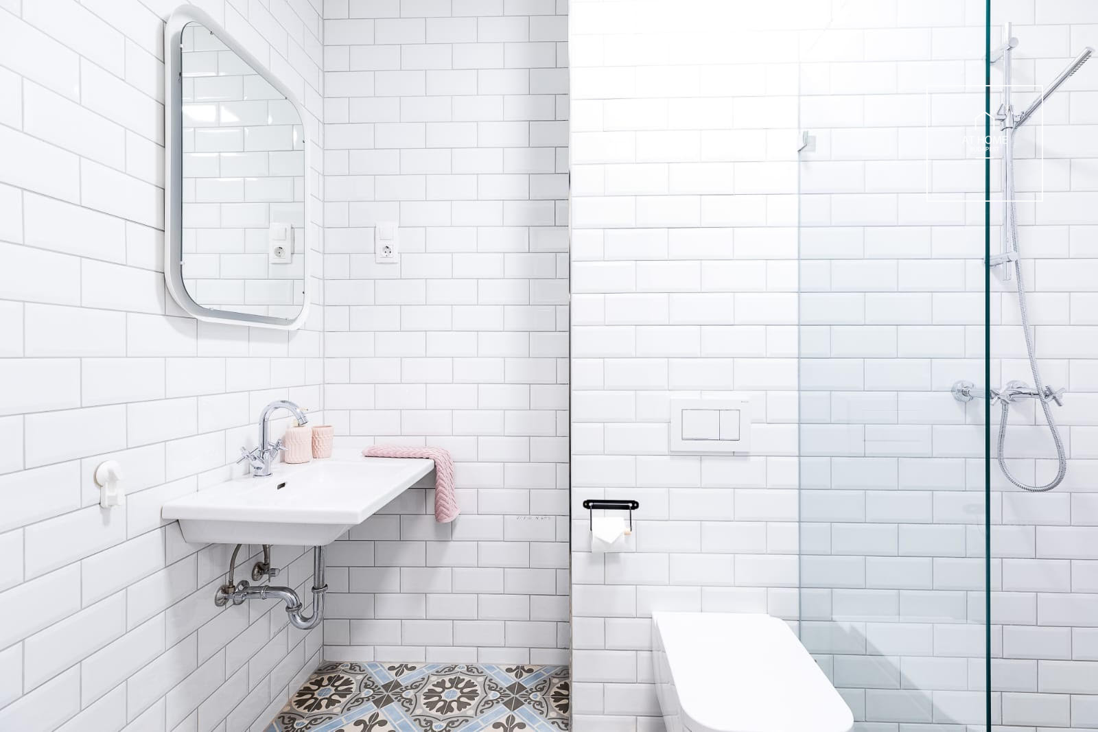 Modern Studio for Rent in Loft Astoria, Downtown Budapest