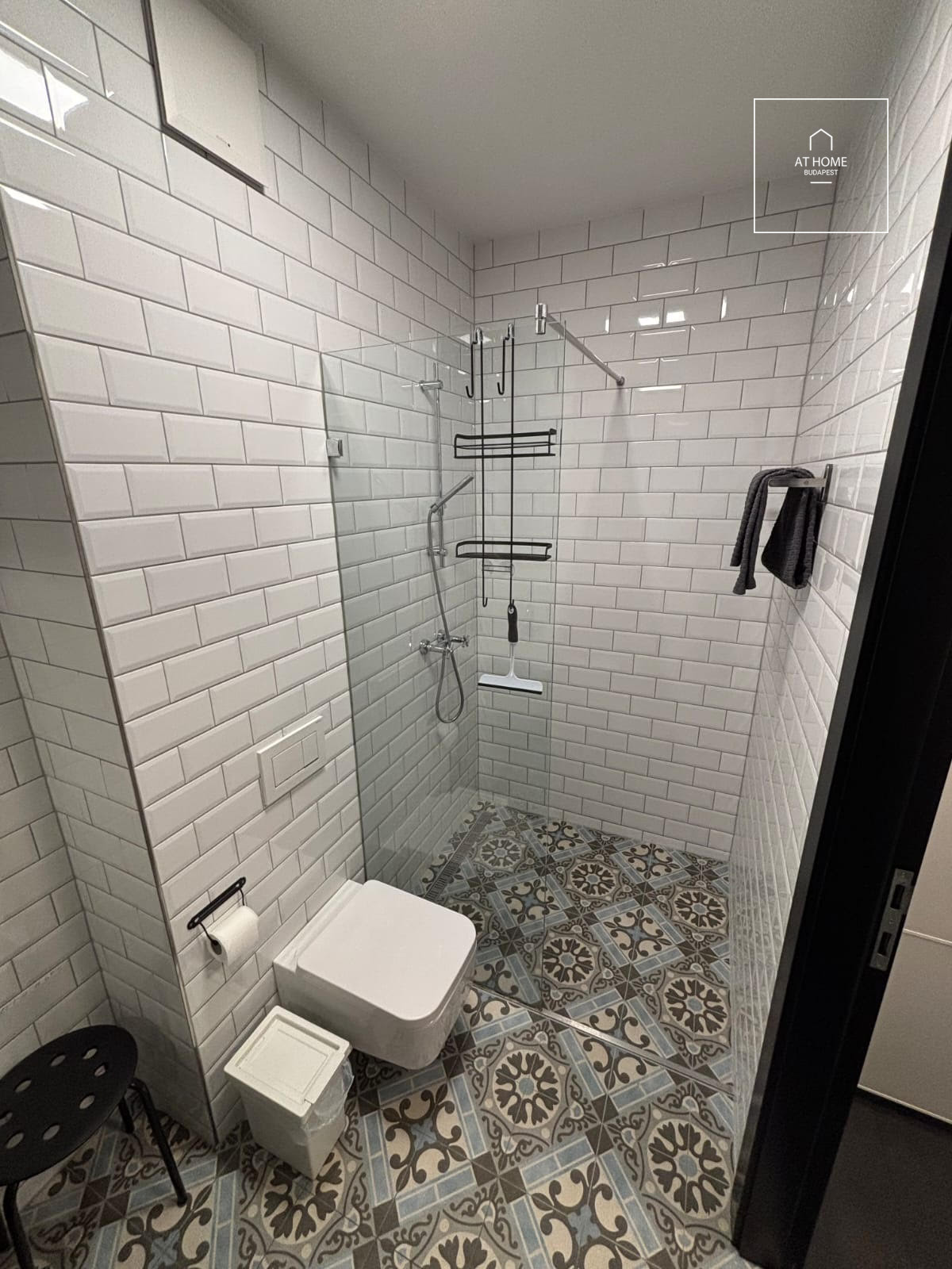 Modern Studio for Rent in Loft Astoria, Downtown Budapest