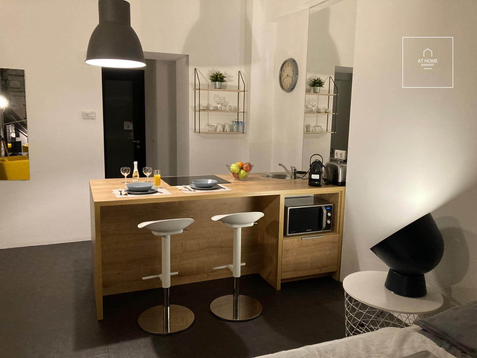 Modern Studio for Rent in Loft Astoria, Downtown Budapest