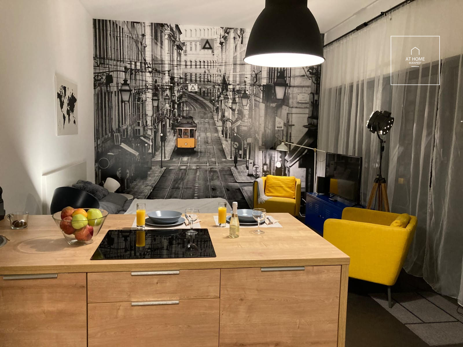 Modern Studio for Rent in Loft Astoria, Downtown Budapest