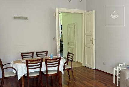 Two-bedroom apartment with private garden for rent in Budapest, District I, Krisztinaváros