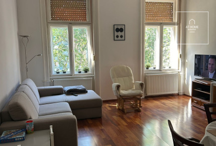 Two-bedroom apartment with private garden for rent in Budapest, District I, Krisztinaváros