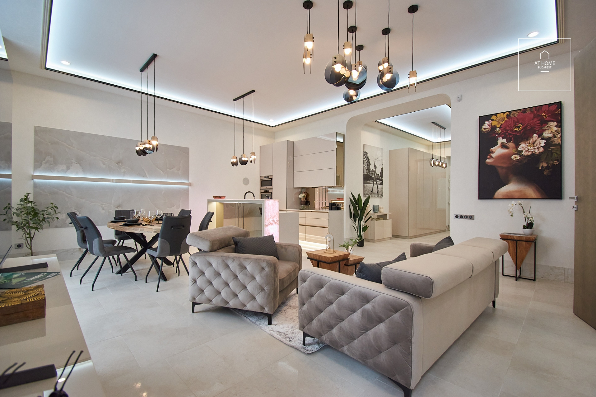 Luxury apartment for sale in downtown Budapest, 5th district, Lipótváros