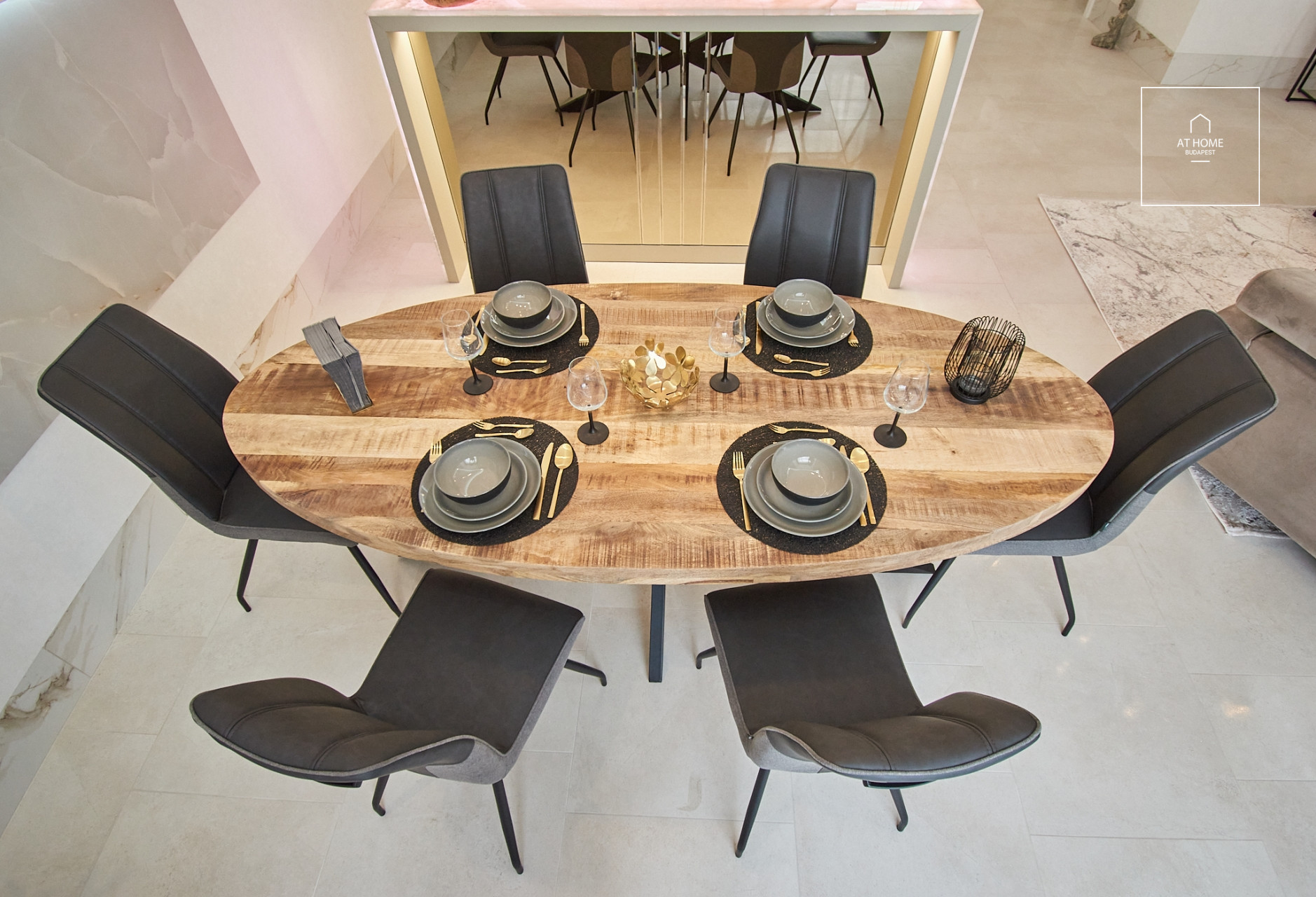 Luxury apartment for sale in downtown Budapest, 5th district, Lipótváros