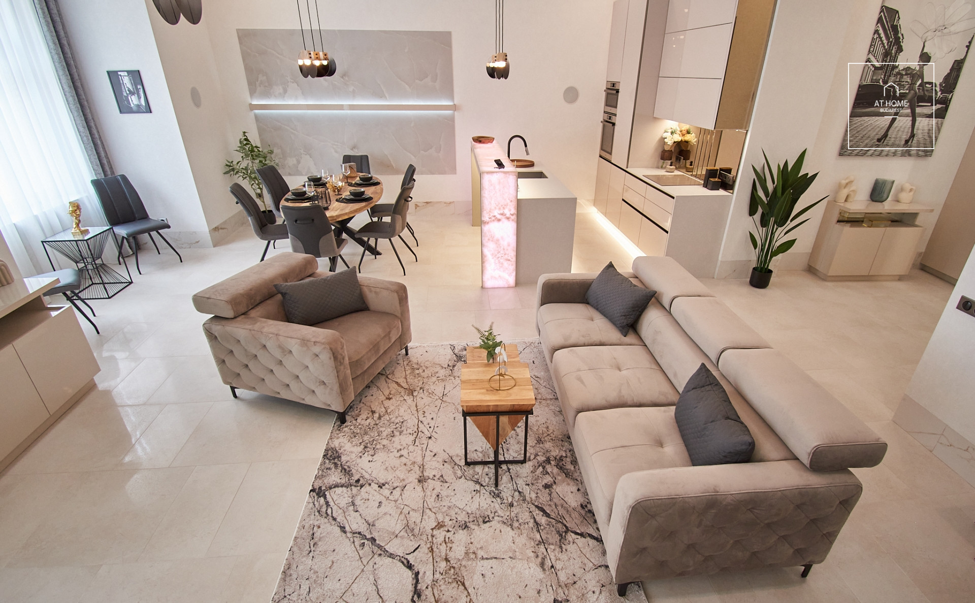 Luxury apartment for sale in downtown Budapest, 5th district, Lipótváros