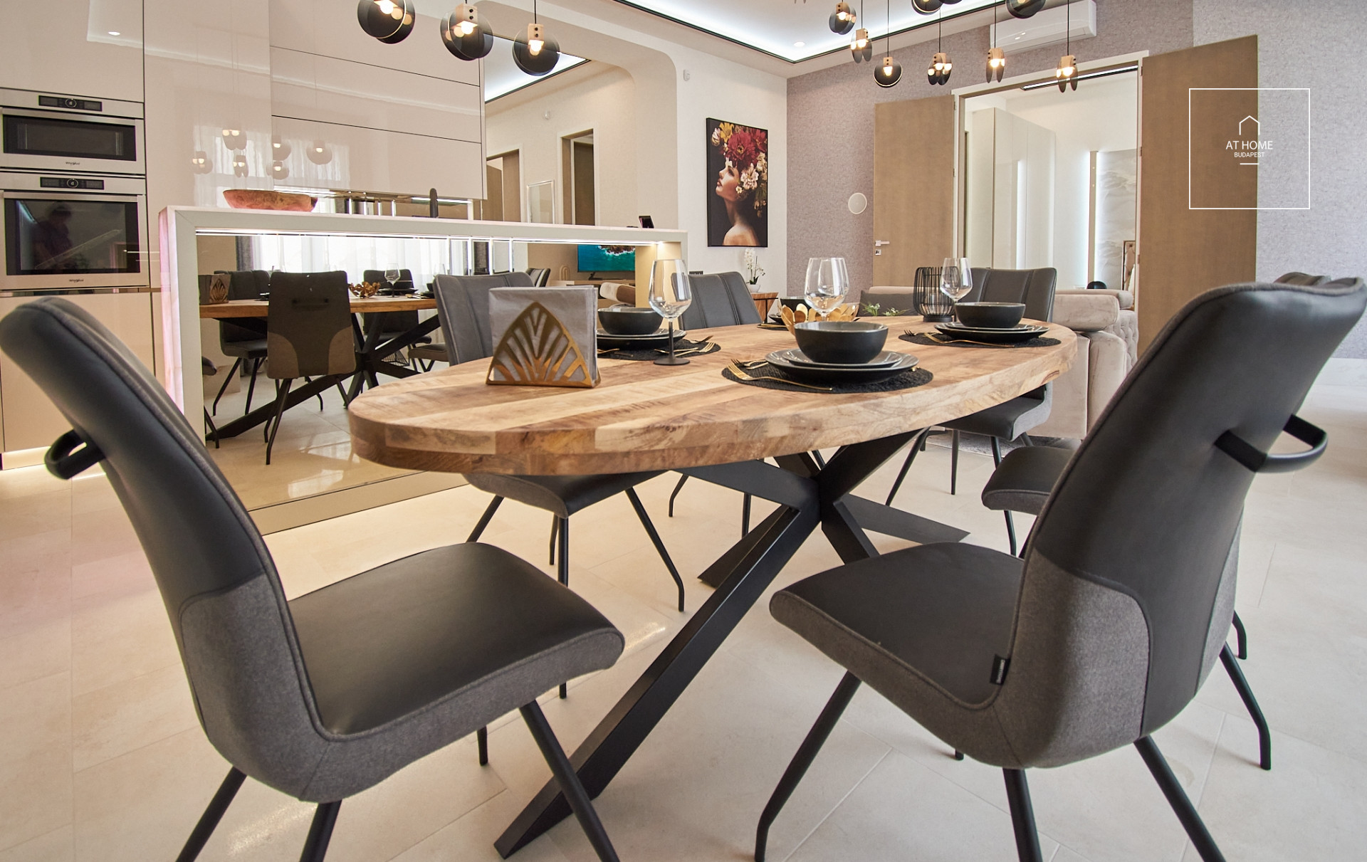 Luxury apartment for sale in downtown Budapest, 5th district, Lipótváros