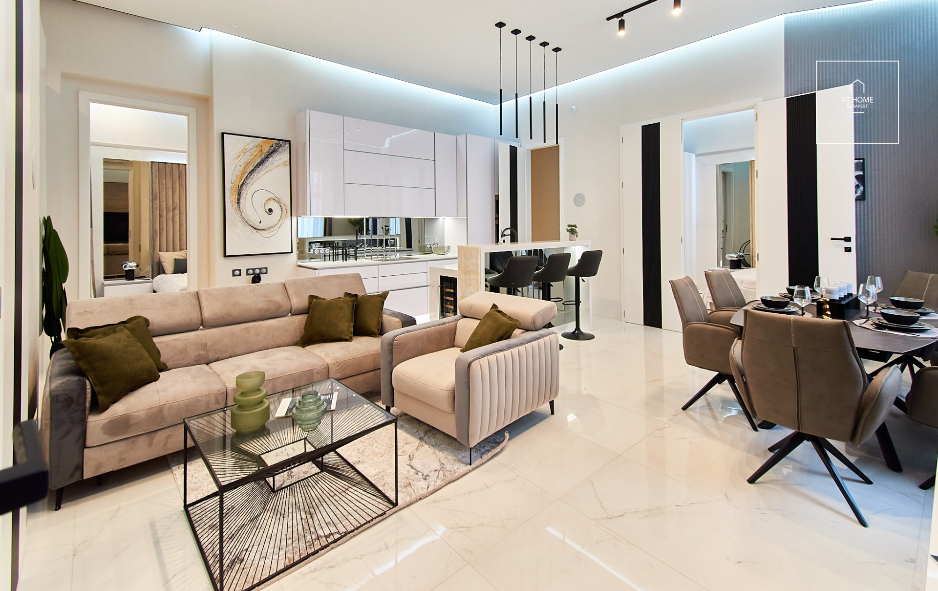 Exclusive classical luxury apartment for sale in Budapest, 5th district, downtown