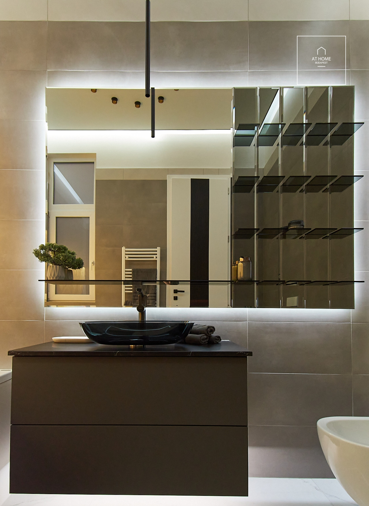 Exclusive classical luxury apartment in Budapest, 5th district, downtown