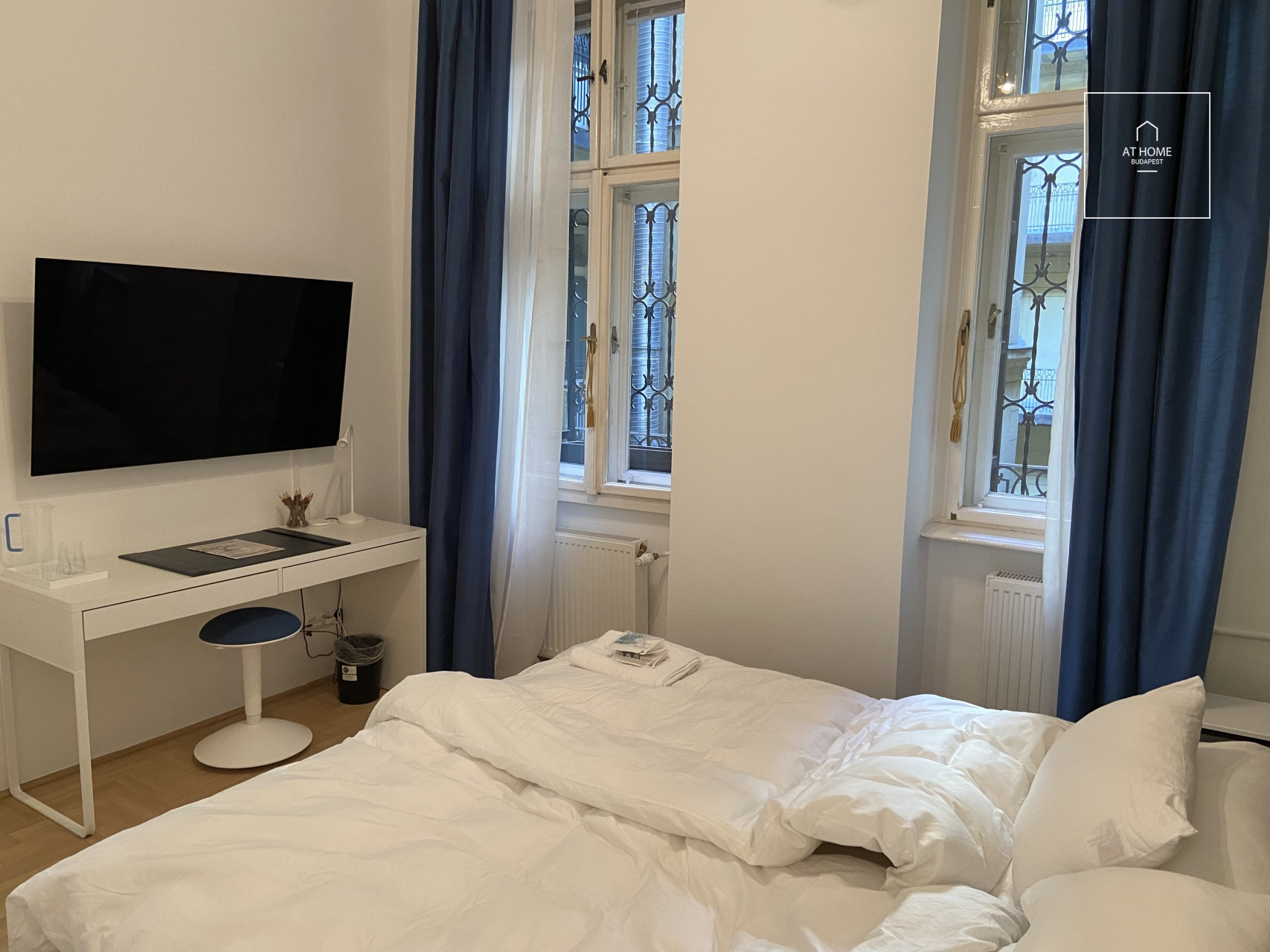A two-bedroom premium apartment is available for rent in District V of Budapest, in Lipótváros.