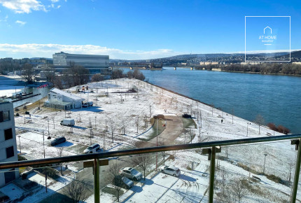 Danube-side two-bedroom apartment for rent Budapest XIII. district, Marinapart