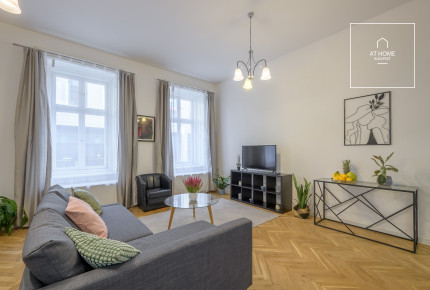 Newly built apartment with garden for rent in Budapest 6th district,  Külső-Terézváros