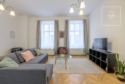 Newly built apartment with garden for rent in Budapest 6th district,  Külső-Terézváros