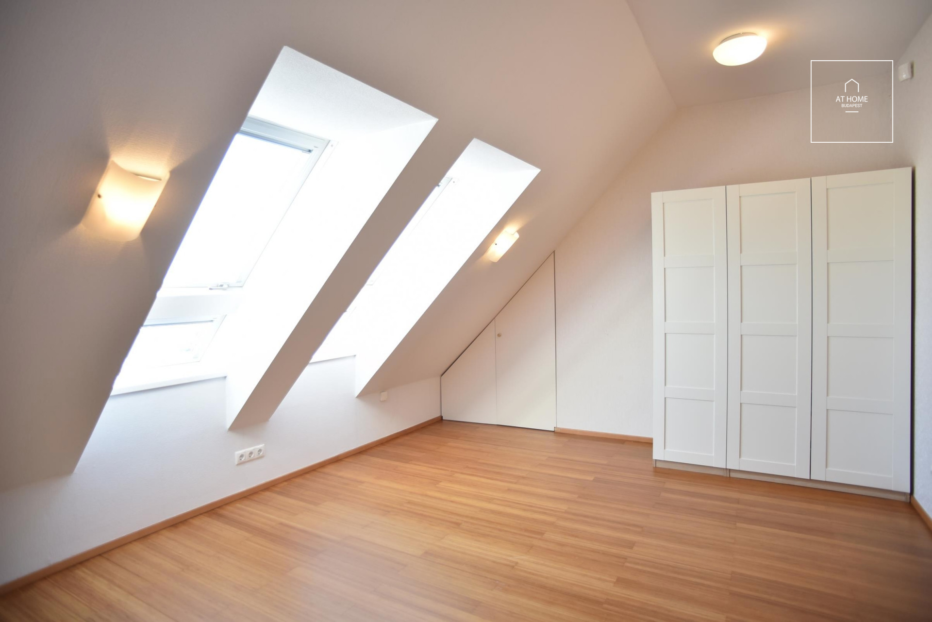 Panorámás penthouse lakás eladó Budapest XII. kerület, Kissvábhegy