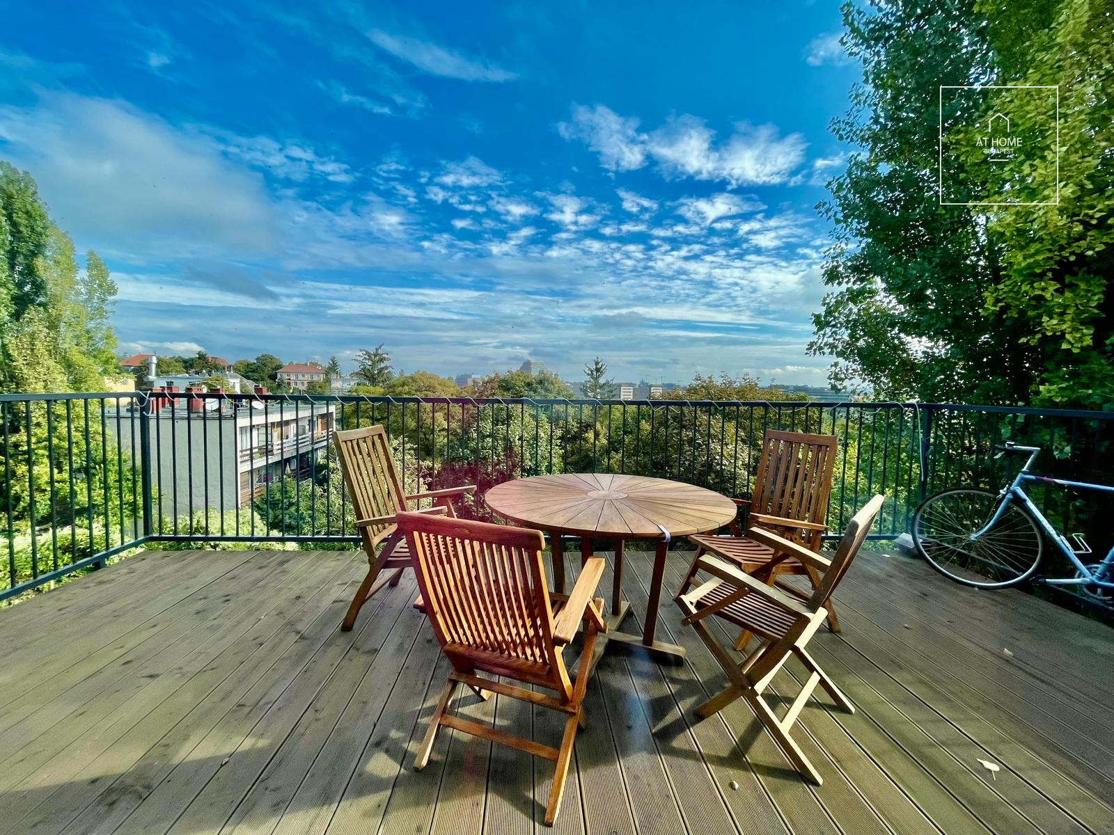 Elegant semi-detached house for rent Budapest XII. district