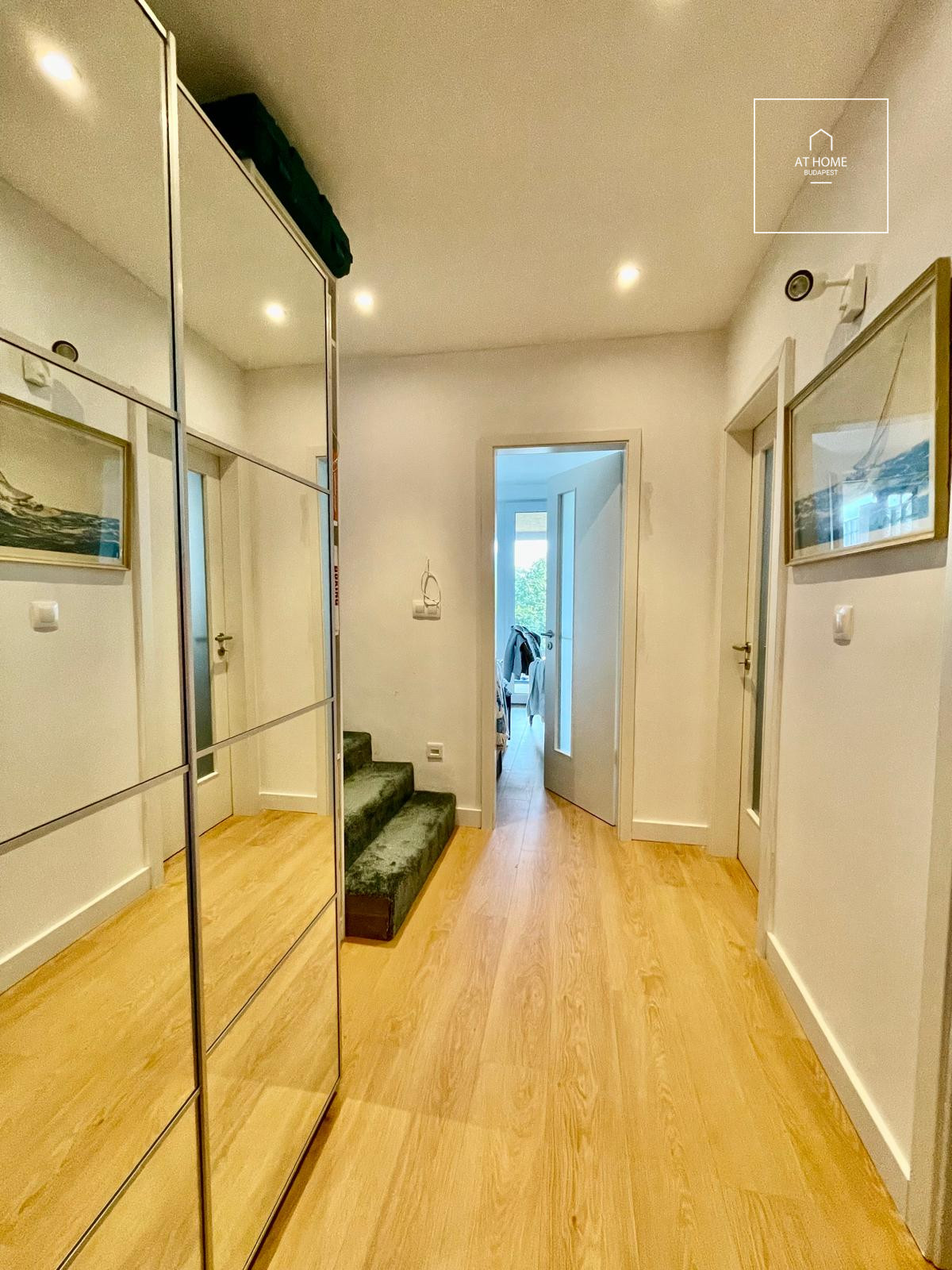 Elegant semi-detached house for rent Budapest XII. district