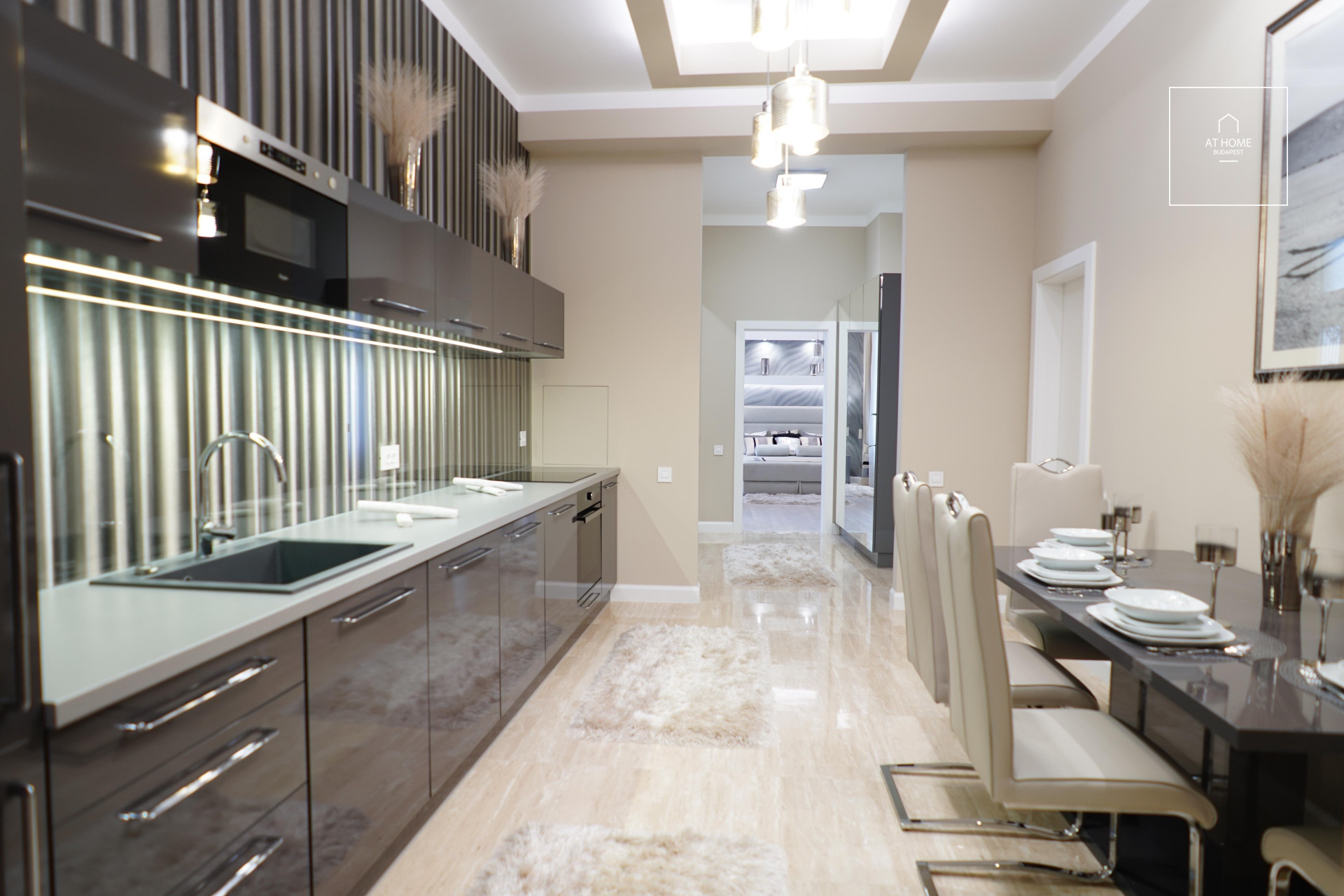 Luxury apartment for rent in the 5th district, close to the Kálvin square