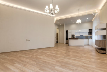 Refurbished 2-Bedroom Apartment in District V, Belváros-Lipótváros