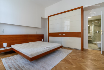 Three-bedroom luxury apartment with a panoramic view of the Danube, Budapest V. district Lipótváros