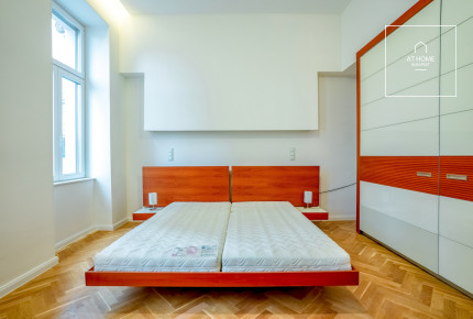 Three-bedroom luxury apartment with a panoramic view of the Danube, Budapest V. district Lipótváros