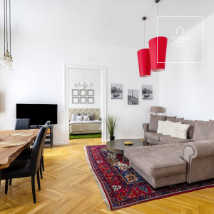 Beautifully renovated 3-bedroom apartment for rent at the foot of the Szabadság híd Budapest IX. district