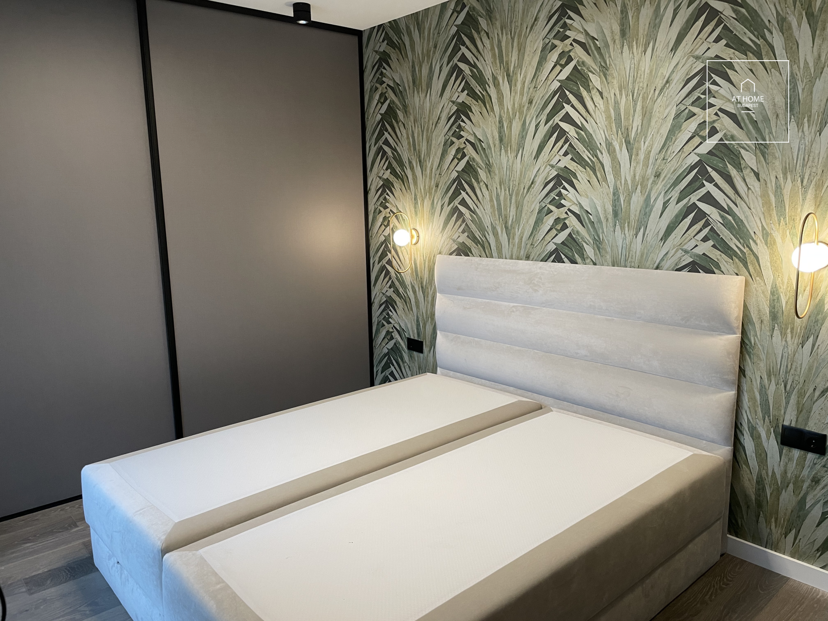 Newly built 2-bedroom penthouse apartment for rent in Budapest III. district