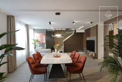 Three-bedroom luxury apartment for rent in Budapest, District VI, Terézváros