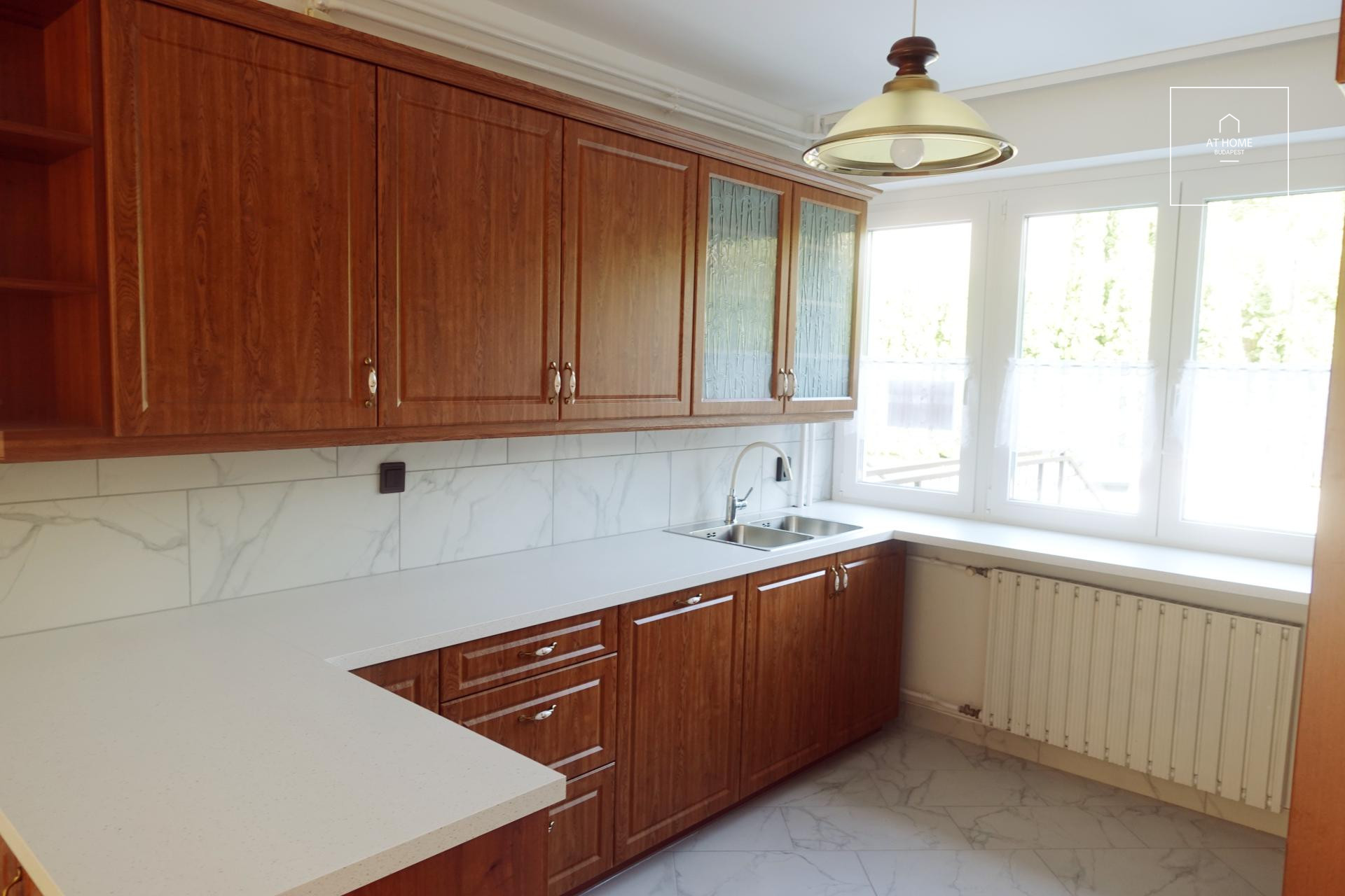 Napfényes sorház kiadó Budapest II. kerület, Pálvölgy