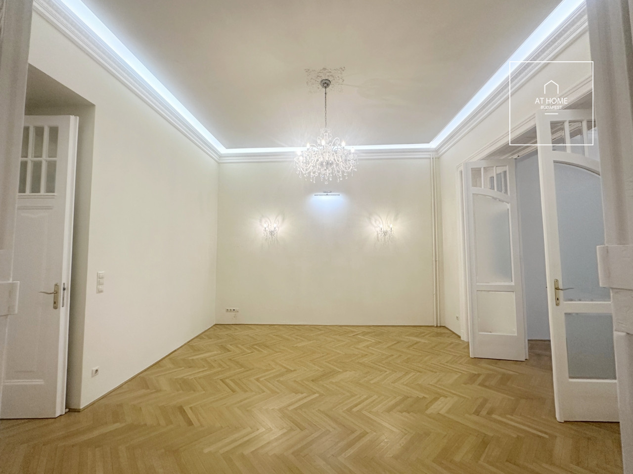 Three-bedroom apartment for rent in Budapest, District V, Lipótváros
