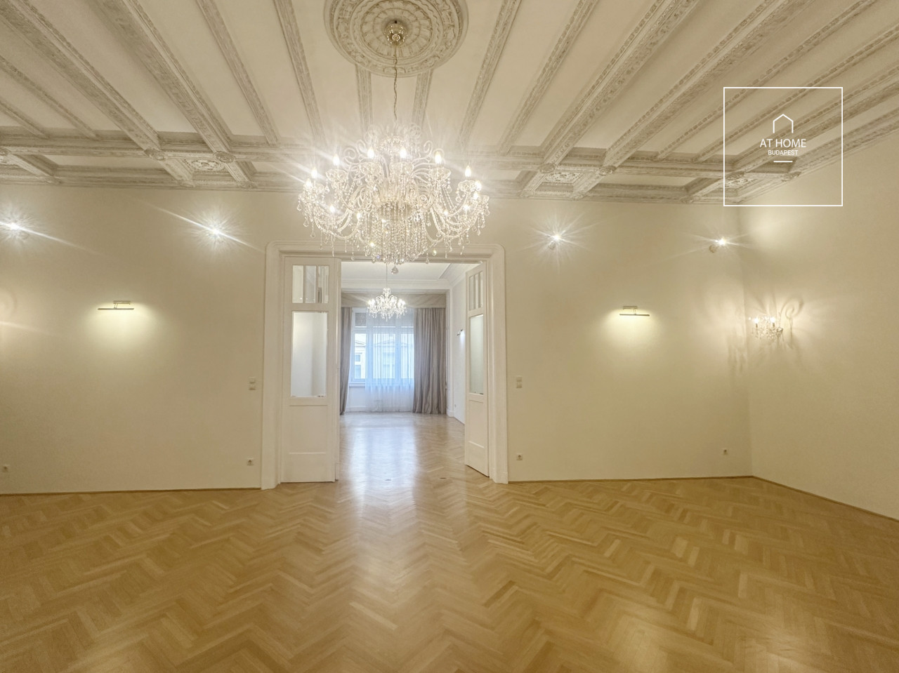 Three-bedroom apartment for rent in Budapest, District V, Lipótváros