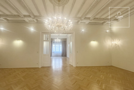 Three-bedroom apartment for rent in Budapest, District V, Lipótváros.