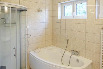 Two-storey apartment with garden connection for rent Budapest II. Szemlőhegy district