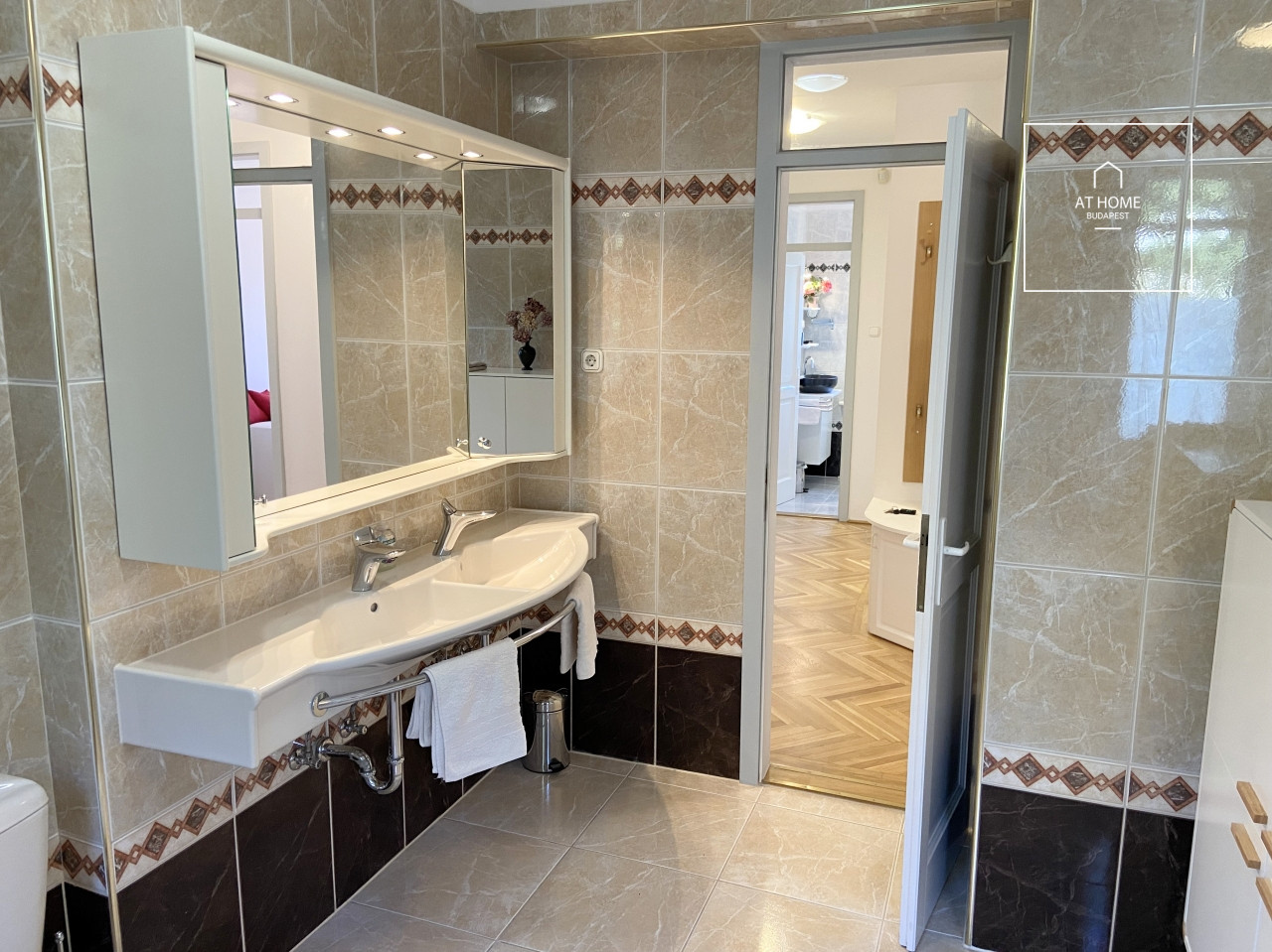 116 sqm apartment on the 2nd floor in District XII, Kissvábhegy