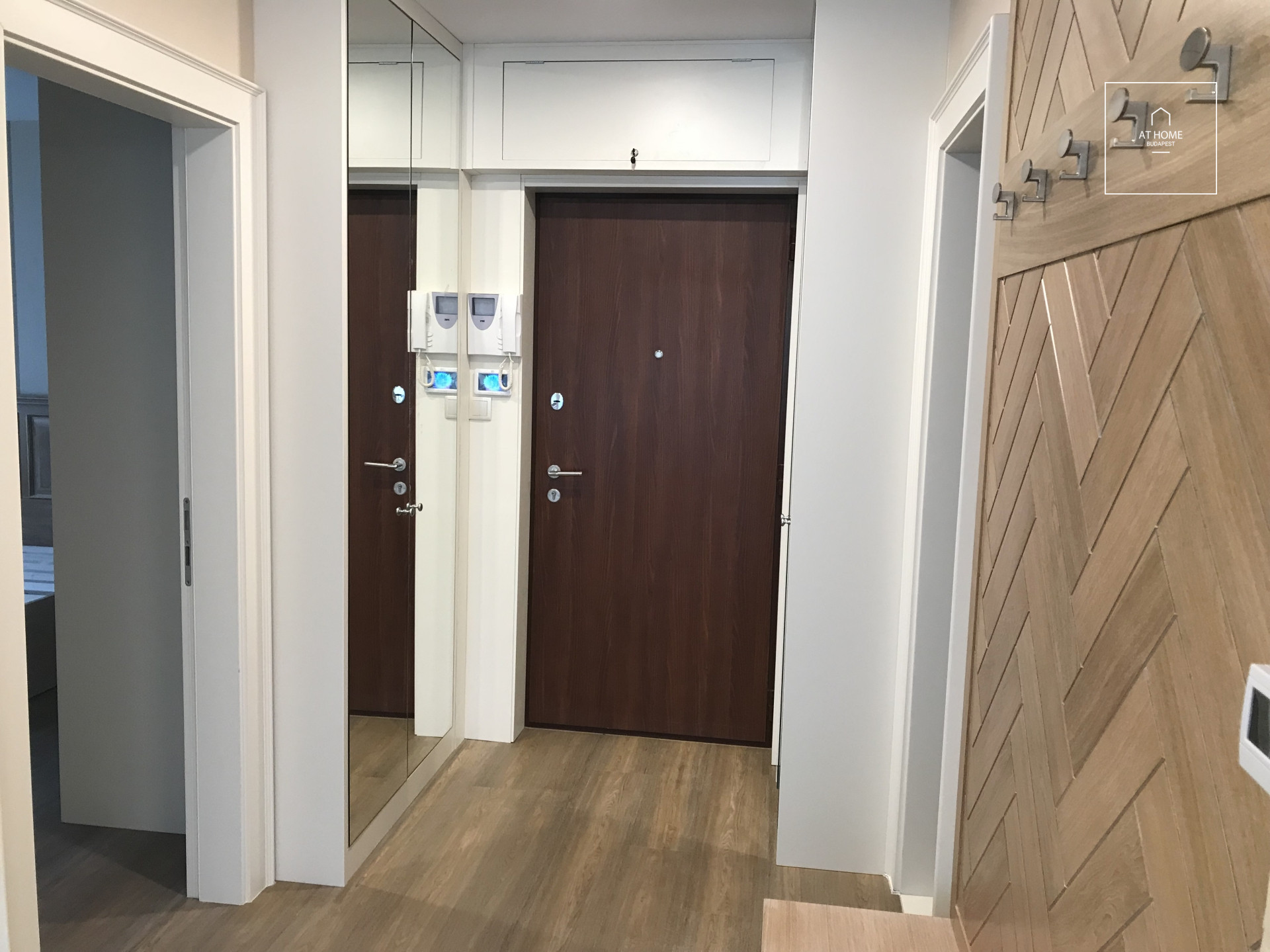 Refurbished one bedroom apartment for rent in the 2nd district