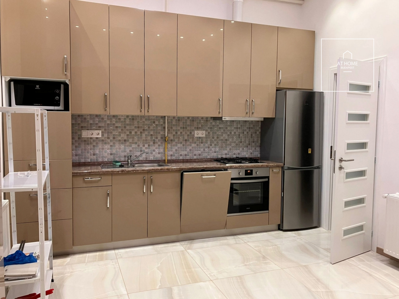 Renovated two-bedroom apartment in District I, Castle District