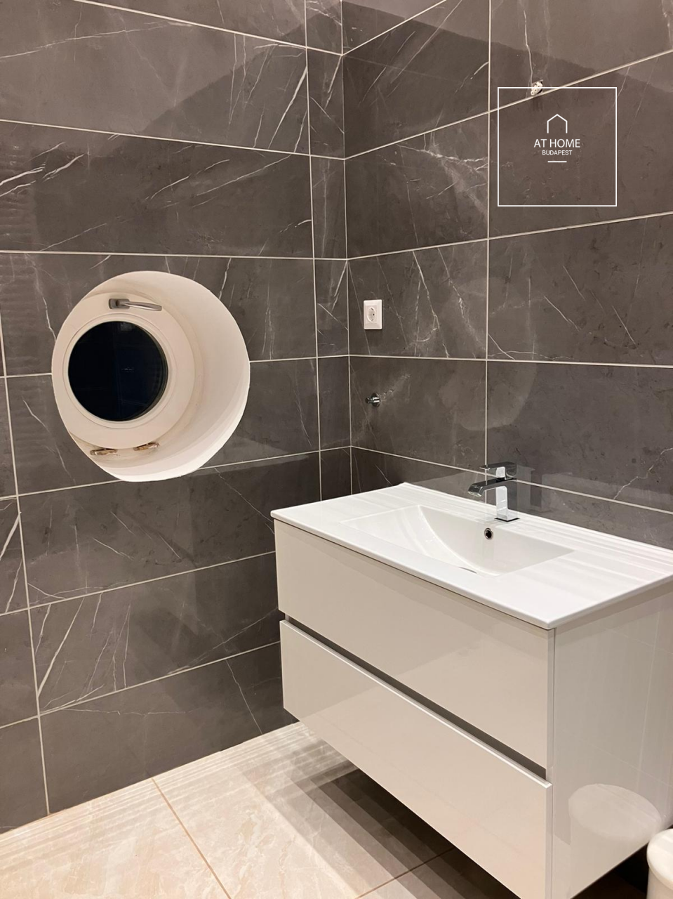 Felújított 2 hálószobás lakás I. kerület, Várnegyed