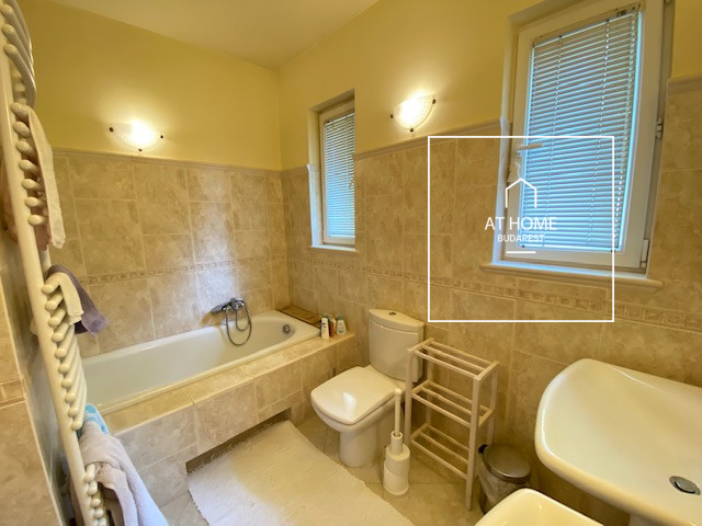 Furnished detached house for rent in Budapest II/A district