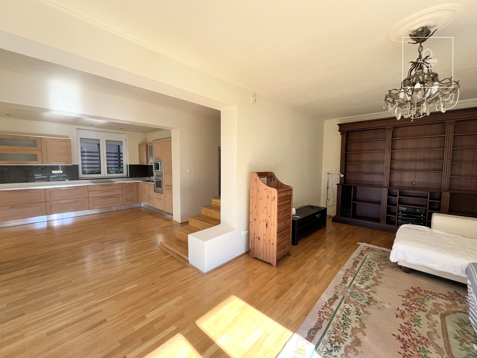 Renovated Family Home with Panoramic Views for Sale in Buda, District II/A – Walking Distance to the French School