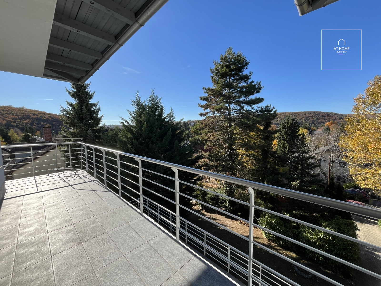 Renovated Family Home with Panoramic Views for Sale in Buda, District II/A – Walking Distance to the French School