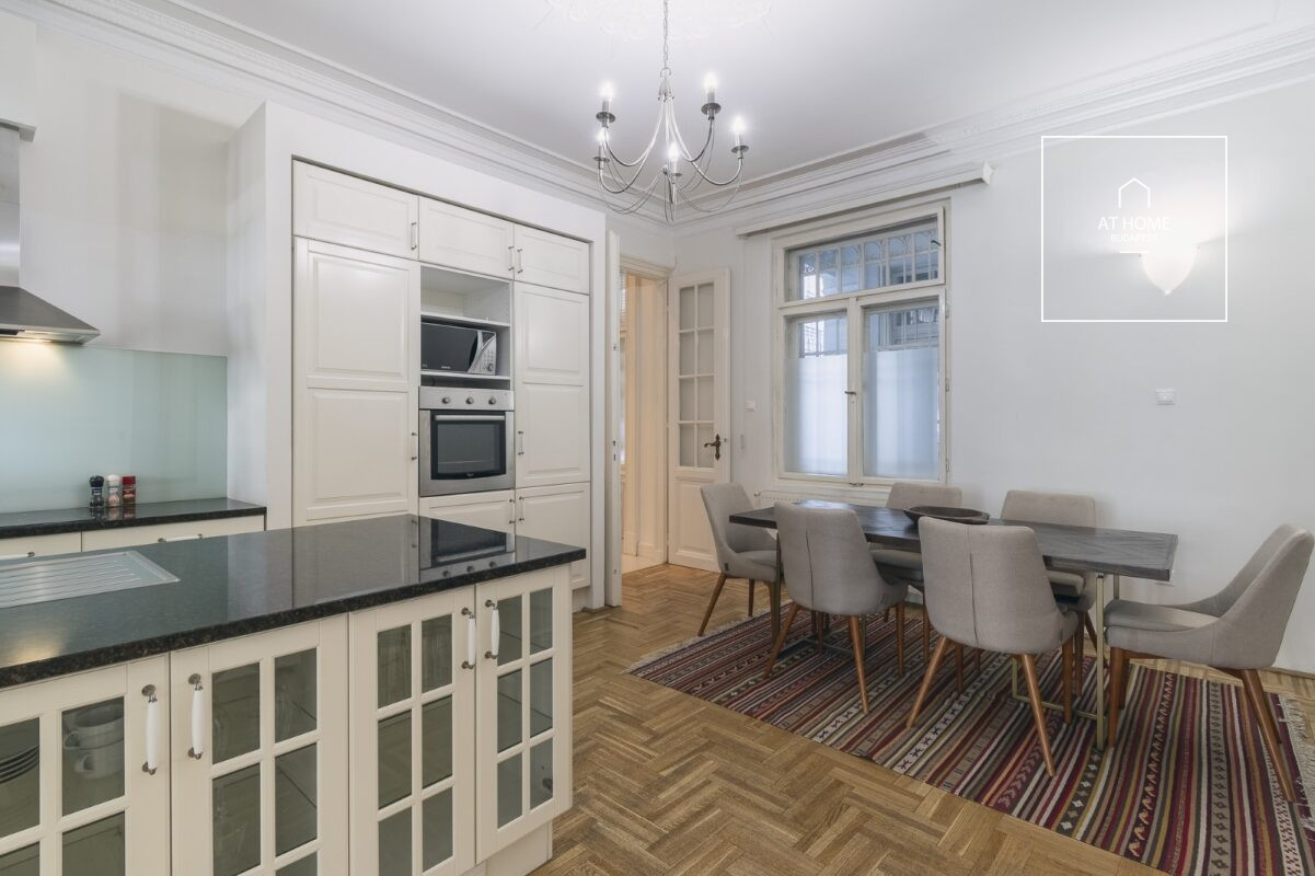 Stunning apartment for rent Budapest V. district, Belváros