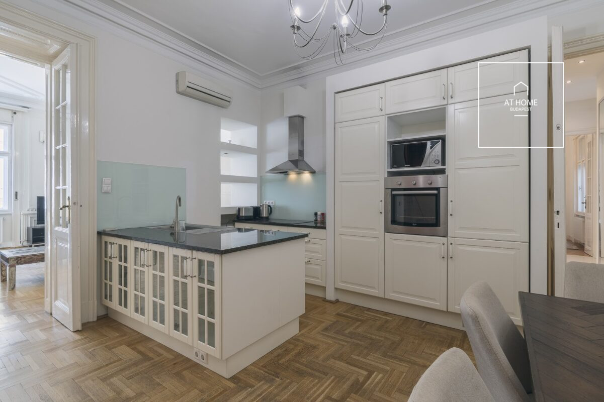Stunning apartment for rent Budapest V. district, Belváros