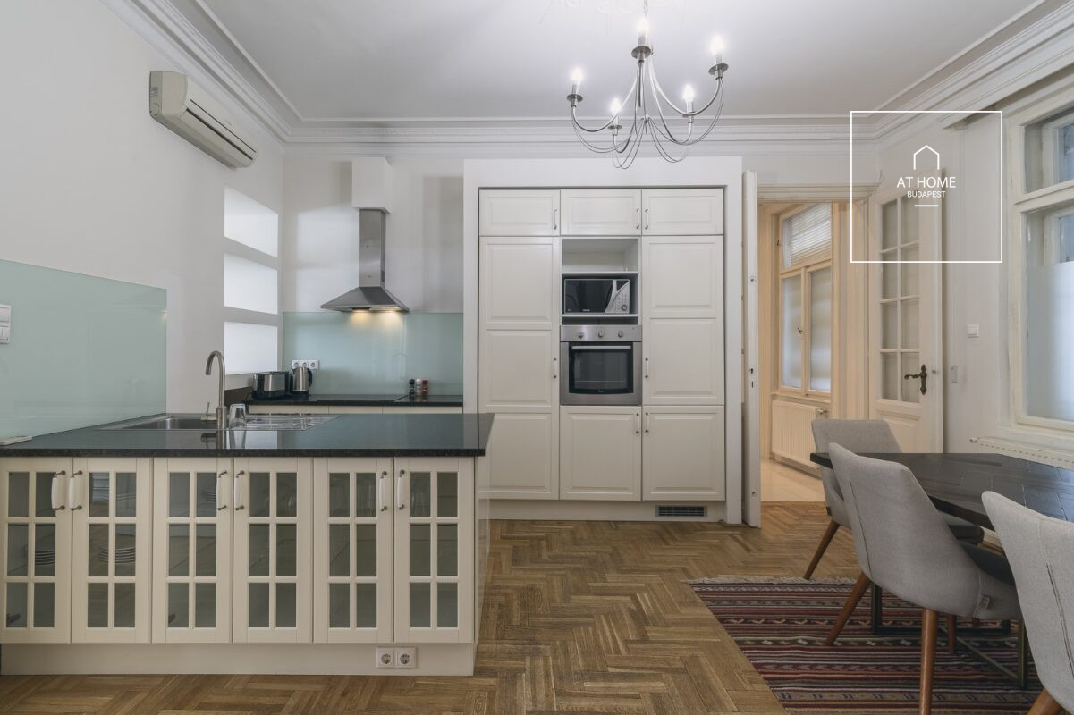 Stunning apartment for rent Budapest V. district, Belváros