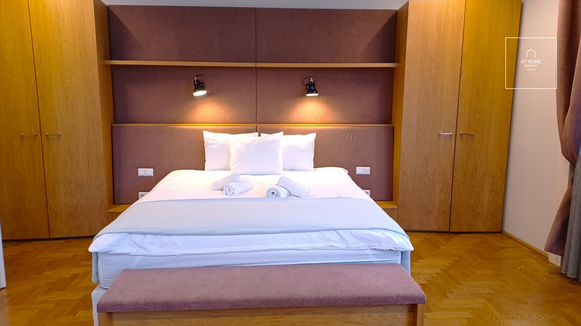 Two-bedroom premium apartment with panorama District 5, Budapest