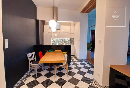 Two-bedroom premium apartment with panorama District 5, Budapest