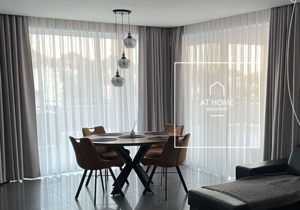 Panoramic apartment with terrace in Miskolc, Aulich Residential Park